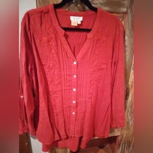 Tru Luxe Jeans Red Button-Up Blouse
